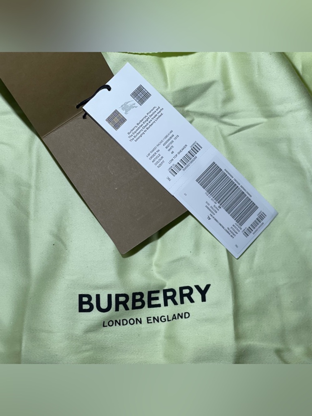 Burberry Ramsey Racing Low - Picture 2 of 9
